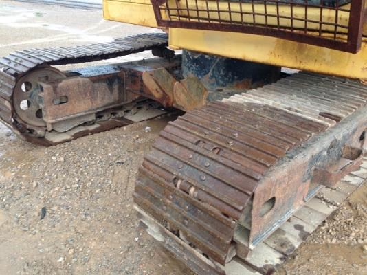 ขายรถแบคโฮ CAT E70 นำเข้าจากญิ่ปุ่น มีVDO (เท่า PC60-5) ปั้มนิ้ว ให้ชม ติดต่อ 081-2990958