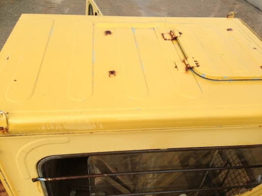 ขายรถแบคโฮ CAT E70 นำเข้าจากญิ่ปุ่น มีVDO (เท่า PC60-5) ปั้มนิ้ว ให้ชม ติดต่อ 081-2990958