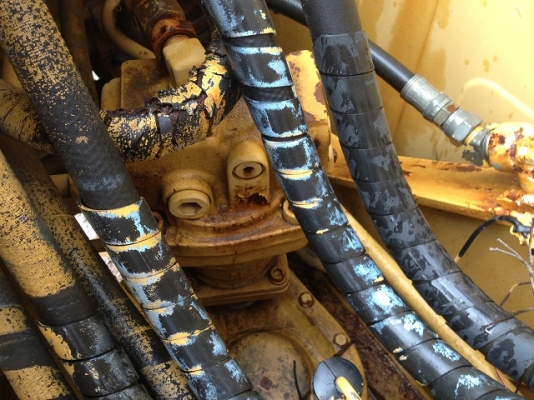 ขายรถแบคโฮ CAT E70 นำเข้าจากญิ่ปุ่น มีVDO (เท่า PC60-5) ปั้มนิ้ว ให้ชม ติดต่อ 081-2990958