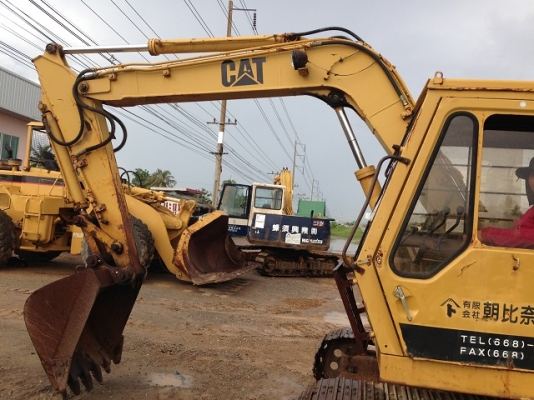 ขายรถแบคโฮ CAT E70 นำเข้าจากญิ่ปุ่น มีVDO (เท่า PC60-5) ปั้มนิ้ว ให้ชม ติดต่อ 081-2990958