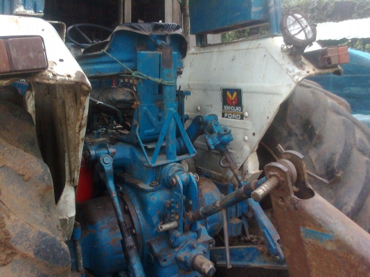 ขายรถไถฟอรด์  สภาพพร้อมใช้  420000