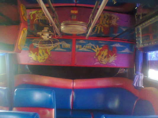 ขายรถบัสราคาถูกมาก สนใจติดต่อ 0819219162