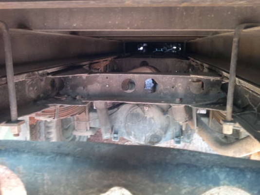 รถอิซูซุ 6 ล้อ รั่ว 115 แรงม้า  สนใจติดต่อ 081 - 6079515