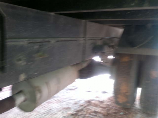 รถอิซูซุ 6 ล้อ รั่ว 115 แรงม้า  สนใจติดต่อ 081 - 6079515