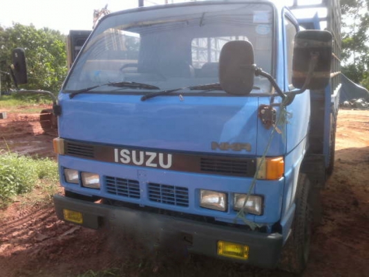 รถอิซูซุ 6 ล้อ รั่ว 115 แรงม้า  สนใจติดต่อ 081 - 6079515