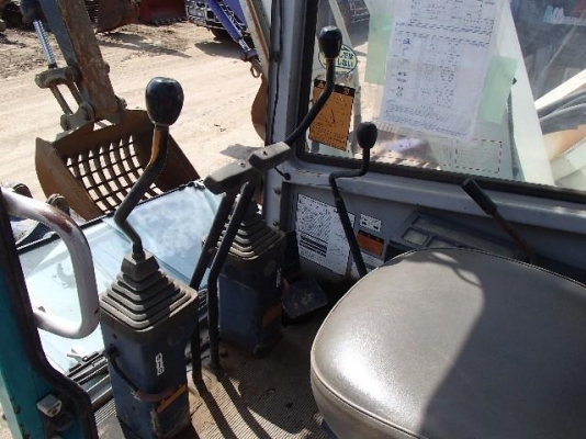 ขายแบคโฮPC75uu-1 เก่าญี่ปุ่น มี2คัน