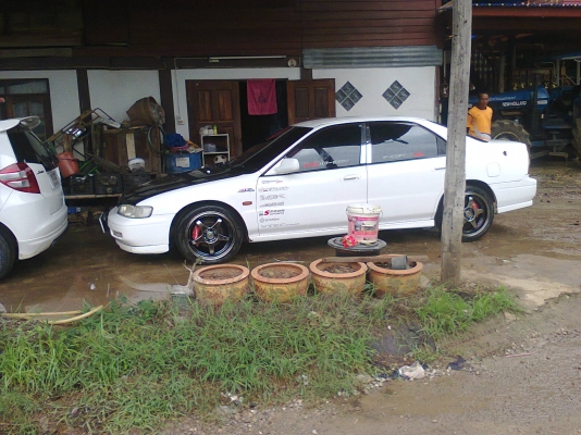 ขายรถเก่ง ฮอลด้าแอคครอดปี95สสวยพร้อมใช้