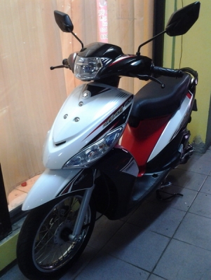 ขาย Mio115-i หัวฉีดประหยัดน้ำมัน ตัวใหม่รถปี55 สวยๆราคาถูกๆครับ