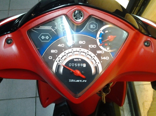 ขาย Mio115-i หัวฉีดประหยัดน้ำมัน ตัวใหม่รถปี55 สวยๆราคาถูกๆครับ