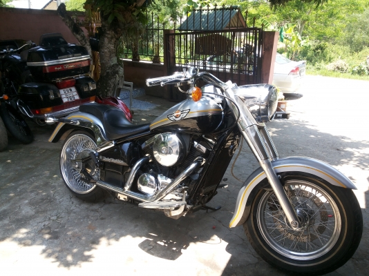 ขายครับ kawasaki รุ่น vulcan 400 cc. ปี 1998 INVIOCE+สรรพสามิตร รถสีทำใหม่ลาย HARLEY DAVIDSON. แฟตบอย 100 ปี ขายครับ kawasaki รุ่น vulcan 400 cc. ปี 1998 INVIOCE+สรรพสามิตร รถสีทำใหม่ลาย HARLEY DAVIDSON. แฟตบอย 100 ปี
