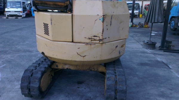 komatsu  pc28 UU   from japan