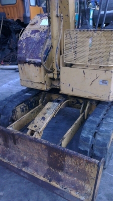 komatsu  pc28 UU   from japan