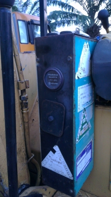 komatsu  pc28 UU   from japan