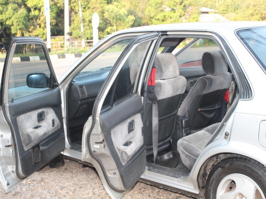 โตโยต้า โดเรม่อน สภาพดีขับขี่ใช้ได้เลย เอกสารครบ เพิ่งติดแก็สเมื่อปี51ลงเล่มแล้ว