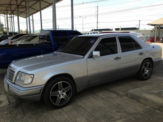 ขาย Benz E280 โรงจำปี 93 สภาพสมบูรณ์ ทำสมบูรณ์ทุกอย่างพร้อมใช้งาน
