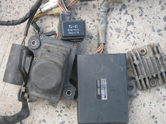 ขาย ชุดกล่อไฟ Ts 200 ราคา 1800 บาท โทร 089-6291500 ขาย ชุดกล่อไฟ Ts 200 ราคา 1800 บาท โทร 089-6291500