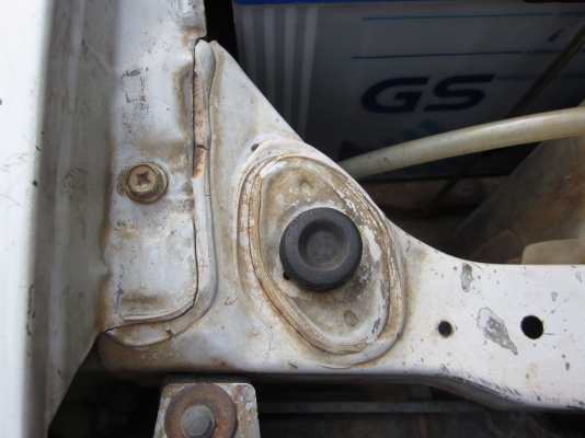 Nissan Big M เบนซิน Z16 ปี 1993 Nissan Big M เบนซิน Z16 ปี 1993