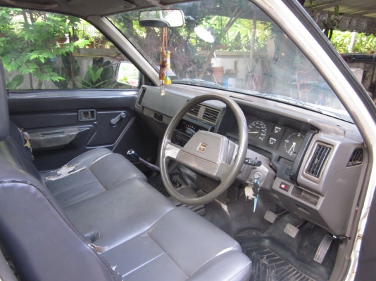 Nissan Big M เบนซิน Z16 ปี 1993 Nissan Big M เบนซิน Z16 ปี 1993