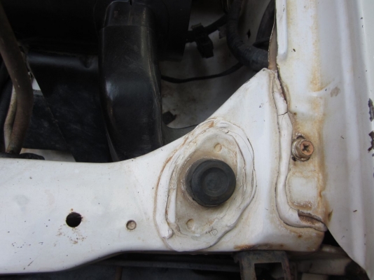 Nissan Big M เบนซิน Z16 ปี 1993 Nissan Big M เบนซิน Z16 ปี 1993