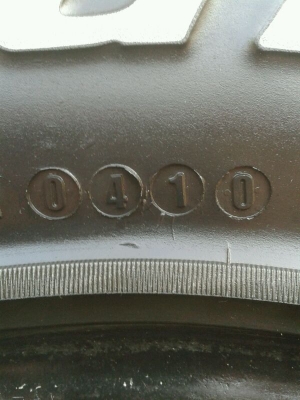 ขาย BF ALL 265/75R16 ปี10 สวยๆ ขาย BF ALL 265/75R16 ปี10 สวยๆ