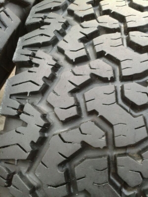 ขาย BF ALL 265/75R16 ปี10 สวยๆ ขาย BF ALL 265/75R16 ปี10 สวยๆ