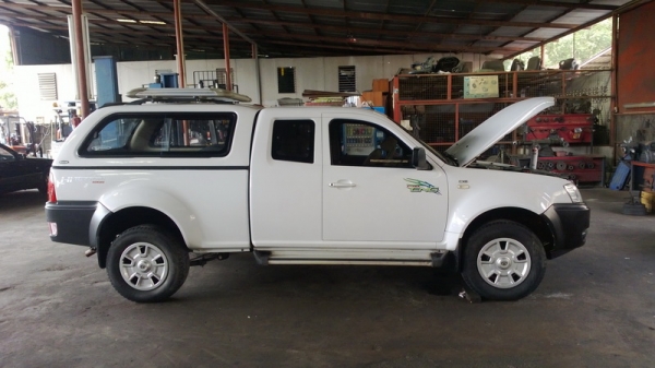 ขายด่วนๆ รถกระบะ TATA แค๊ป ปี 2010  พร้อมหลังคาแครี่บอย ถังแก๊สจากโรงงาน 3 ถัง