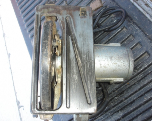 ขายเลื่อยวงเดือน 7" Hitachi Circular Saw C7