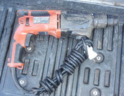 ขายสว่านโรตารี่ 2 ระบบ MAKTEC รุ่น MT 870 (710 w.)