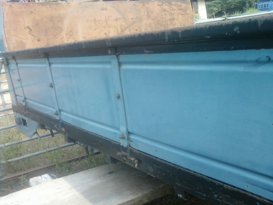 ขายกะบะรถ6ล้อ ยาว5เมตร กว้าง 2 เมตร7