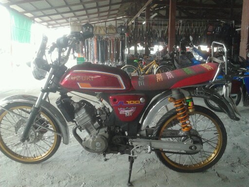 ขาย A 100 เครื่อง โซนิค ทะเบียน เต็ม 2556 สภาพสวยพร้อมใช้ ครับ