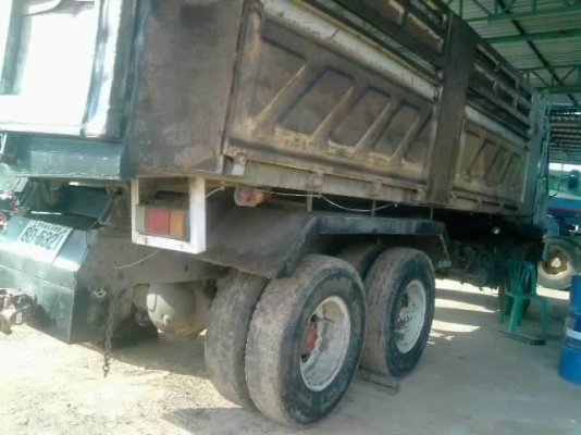 ขายด่วน  รถสิบล้อสองเพลาดัมพ์  MITSU  FN   527 TF  เครื่องM6  กระบะสามมิต  พร้อมใช้งาน