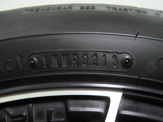 ขายล้อแม็ก VIOS TRD V.3 พร้อมยางปี 13 สภาพสวยมากๆ ขายล้อแม็ก VIOS TRD V.3 พร้อมยางปี 13 สภาพสวยมากๆ