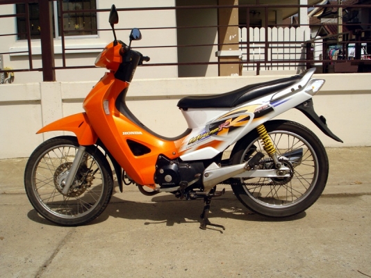 ขาย HONDA WAVE 125 R ขอขายวันเดียวเท่านั้นครับ ถูกๆ ครับ 12000 บาท