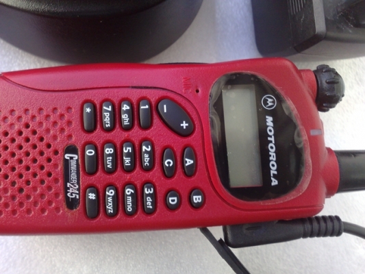 ขายวิทยุสื่อสาร MOTOROLA COMMANDER 245 สถาพพร้อมใช้งานรับส่งปกติ ราคา 3500 บาท สิ่งที่จะได้ 1.ตัวเครื่อง 2.ถ่านใหม่1ก้อน 3.คลิป 4.เสายาง 5.เสาสไลด์ 6.เซฟเวอร์ 7.ไมค์นอกของ MOTOROLA 8.ขั้วแปลงเกลียวเป็นBNC 9.เสาคอเตอร์เวฟพร้อมสายนำสัญญาณและขั้วBNC 10.แท ขายวิทยุสื่อสาร MOTOROLA COMMANDER 245 สถาพพร้อมใช้งานรับส่งปกติ ราคา 3500 บาท สิ่งที่จะได้ 1.ตัวเครื่อง 2.ถ่านใหม่1ก้อน 3.คลิป 4.เสายาง 5.เสาสไลด์ 6.เซฟเวอร์ 7.ไมค์นอกของ MOTOROLA 8.ขั้วแปลงเกลียวเป็นBNC 9.เสาคอเตอร์เวฟพร้อมสายนำสัญญาณและขั้วBNC 10.แท