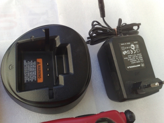 ขายวิทยุสื่อสาร MOTOROLA COMMANDER 245 สถาพพร้อมใช้งานรับส่งปกติ ราคา 3500 บาท สิ่งที่จะได้ 1.ตัวเครื่อง 2.ถ่านใหม่1ก้อน 3.คลิป 4.เสายาง 5.เสาสไลด์ 6.เซฟเวอร์ 7.ไมค์นอกของ MOTOROLA 8.ขั้วแปลงเกลียวเป็นBNC 9.เสาคอเตอร์เวฟพร้อมสายนำสัญญาณและขั้วBNC 10.แท ขายวิทยุสื่อสาร MOTOROLA COMMANDER 245 สถาพพร้อมใช้งานรับส่งปกติ ราคา 3500 บาท สิ่งที่จะได้ 1.ตัวเครื่อง 2.ถ่านใหม่1ก้อน 3.คลิป 4.เสายาง 5.เสาสไลด์ 6.เซฟเวอร์ 7.ไมค์นอกของ MOTOROLA 8.ขั้วแปลงเกลียวเป็นBNC 9.เสาคอเตอร์เวฟพร้อมสายนำสัญญาณและขั้วBNC 10.แท