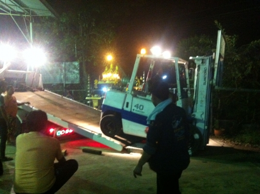 ขายฟอร์คลิฟต์ SUMITOMO FG40PV AT เครื่อง V6 แรงสั่งได้ ++เสา FULL FREE  5 M ,SIDE SHIP , ใช้งาน 2 ระบบ GAS/LPG   ขอบคุณมากครับอู่ช่างเย็น  ที่มั่นใจในคุณภาพและบริการหลังการขายของเราครับ