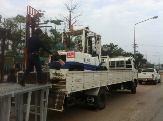 ขายฟอร์คลิฟต์ SUMITOMO FG40PV AT เครื่อง V6 แรงสั่งได้ ++เสา FULL FREE  5 M ,SIDE SHIP , ใช้งาน 2 ระบบ GAS/LPG   ขอบคุณมากครับอู่ช่างเย็น  ที่มั่นใจในคุณภาพและบริการหลังการขายของเราครับ