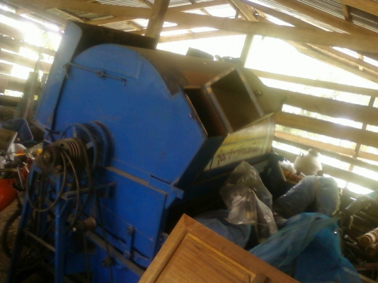 ขายเครื่องสีข้าวเกษตรพัฒนา รุ่นใหญ่ 5ฟุต ใส่รถFORD