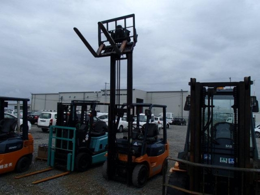 ขายฟอร์คลิฟต์ TOYOTA 7FG15 ( SPECS JAPAN ) เกียร์ AT , HINGFORK เสา 3 M สภาพพร้อมใช้งาน สำหรับลูกค้าที่ต้องการสภาพเดิมแท้จากญี่ปุ่น สีเดิมและตัวถังสภาพเดิมจากญี่ปุ่น (รับประกันเครื่องยนต์ 3 เดือน จัดส่งฟรีทั่วประเทศ) ขายฟอร์คลิฟต์ TOYOTA 7FG15 ( SPECS JAPAN ) เกียร์ AT , HINGFORK เสา 3 M สภาพพร้อมใช้งาน สำหรับลูกค้าที่ต้องการสภาพเดิมแท้จากญี่ปุ่น สีเดิมและตัวถังสภาพเดิมจากญี่ปุ่น (รับประกันเครื่องยนต์ 3 เดือน จัดส่งฟรีทั่วประเทศ)