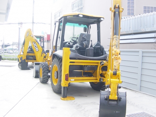 JCB 3CX 4WD ของใหม่แกะกล่อง จากตัวแทนจำหน่ายโดยตรง