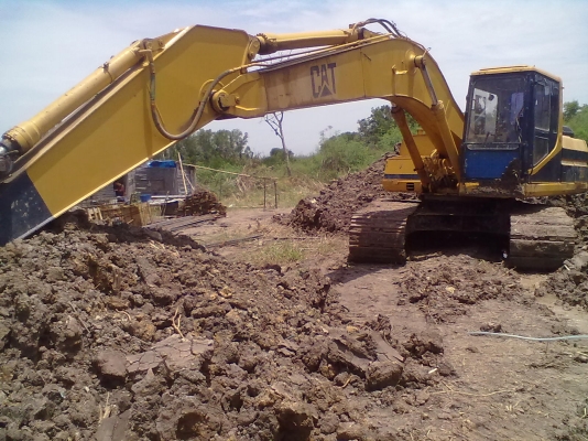 ขายด่วนCAT320V2 ราคา920000เครื่องมาคทรีปั้มเดิม