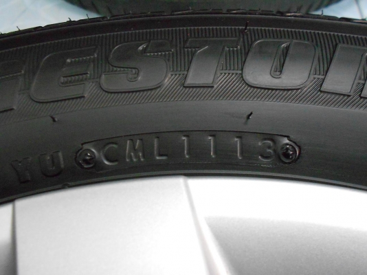 ขายล้อแม็ก Nissan Almera ขอบ 15 พร้อมยางป้ายแดงปี 13/เทิร์นได้-ใส่ฟรีค่ะ