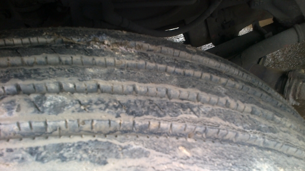 ฮีโน่12ล้อ