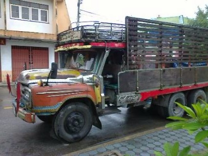 อีซูซุ 10 ล้อ หน้ายาว เพลาเดียว ไม่ดั้ม