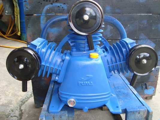 ขายหัวปั๊มลม PUMA 2HP 3สูบ สภาพใหม่ พร้อมรับประกัน6เดือน