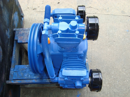 ขายหัวปั๊มลม PUMA 2HP 3สูบ สภาพใหม่ พร้อมรับประกัน6เดือน