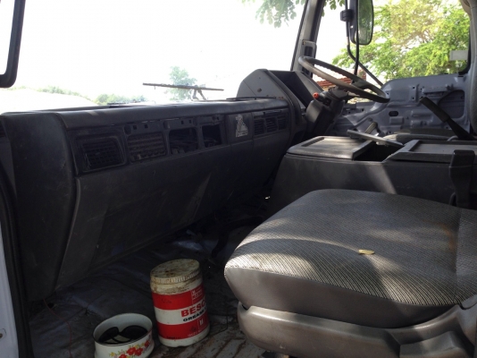 Hino KR300 หกล้อใหญ่ ดั้มกระบะท้องเรือ หัวสิงห์ไฮเทค Hino KR300 หกล้อใหญ่ ดั้มกระบะท้องเรือ หัวสิงห์ไฮเทค