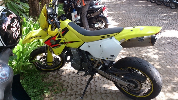 ขายด่วน!!! โมตาด Suzuki DRZ400 อินวอย+สพม 130,000.- ขายด่วน!!! โมตาด Suzuki DRZ400 อินวอย+สพม 130,000.-