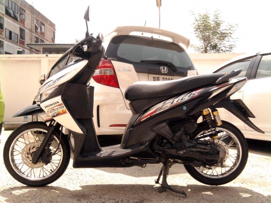 ขออนุญาติขาย Honda Click Combi Brake มือเดียว สีขาวมุข