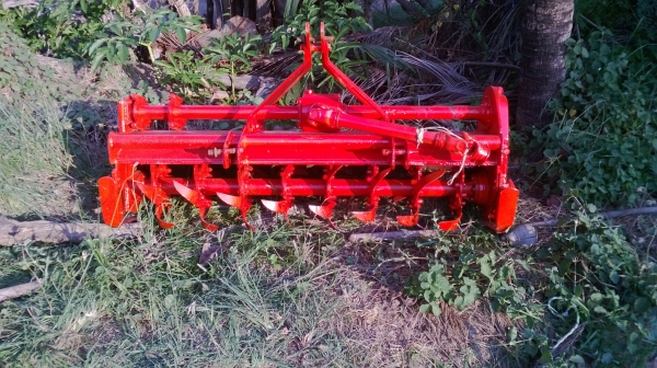 ขายรถไถคูโบต้า L3408 DI 2เพลา 34แรง มีใบมีดดันดินผาล5*22และโรตารี่ตราช้าง